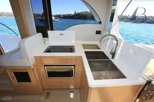 Motorboot Integrity 340 Sx
