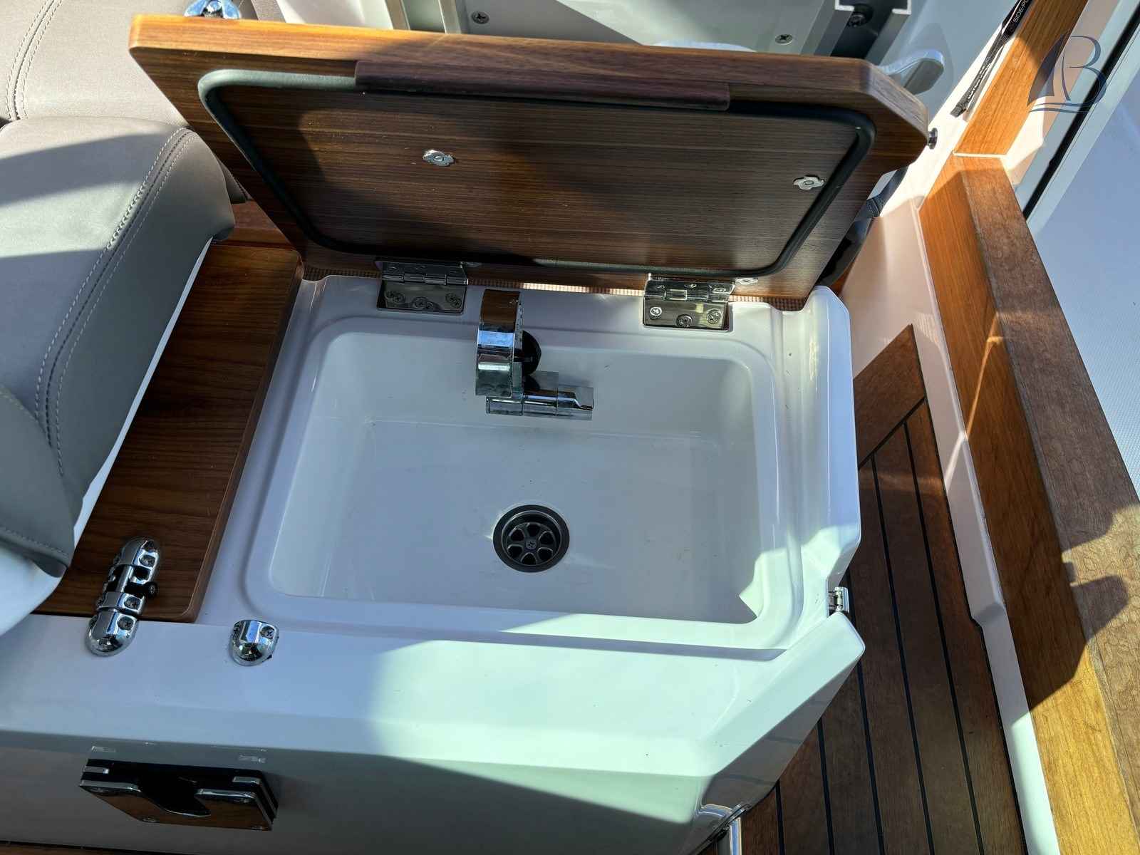Motorboot Axopar 28 AC Facelift MKII