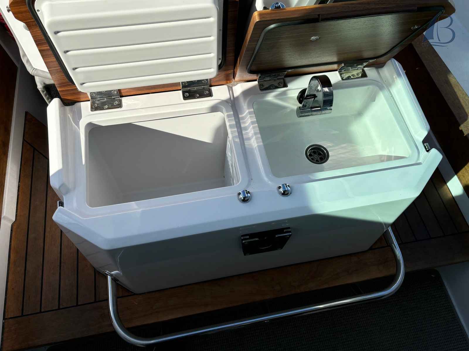 Motorboot Axopar 28 AC Facelift MKII
