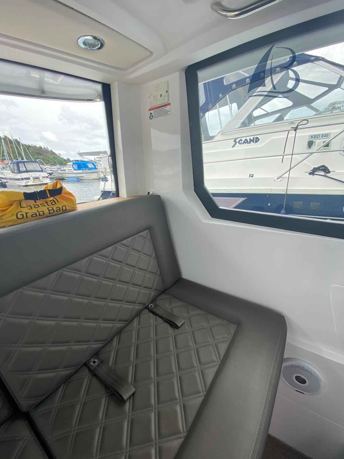 Motorboot Axopar 28 Ac Facefilft Mkii