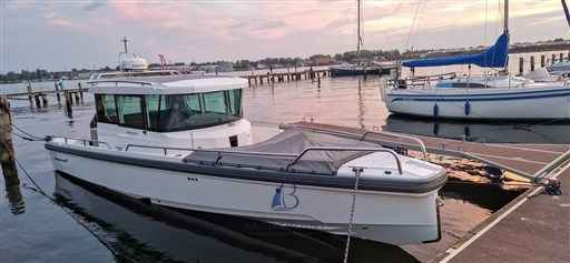 Motorboot Axopar 28 Ac Facefilft Mkii