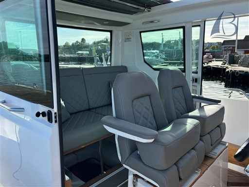 Motorboot Axopar 28 AC Facelift MKII