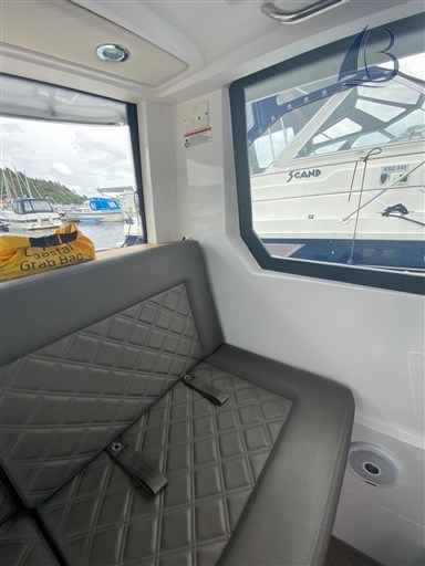 Motorboot Axopar 28 Ac Facefilft Mkii