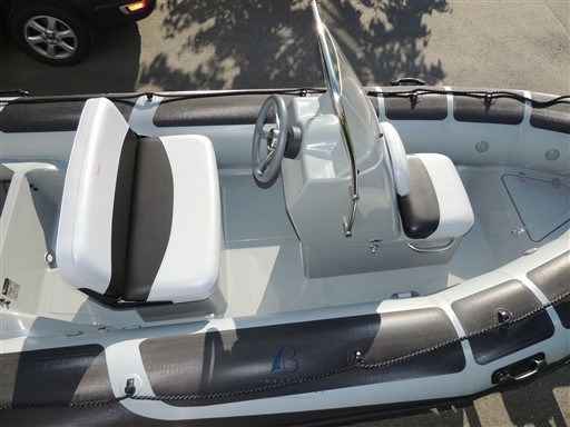 Motorboot Adventure Boats Vesta 450