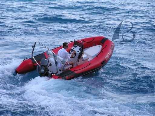 Motorboot Adventure Boats Vesta 450