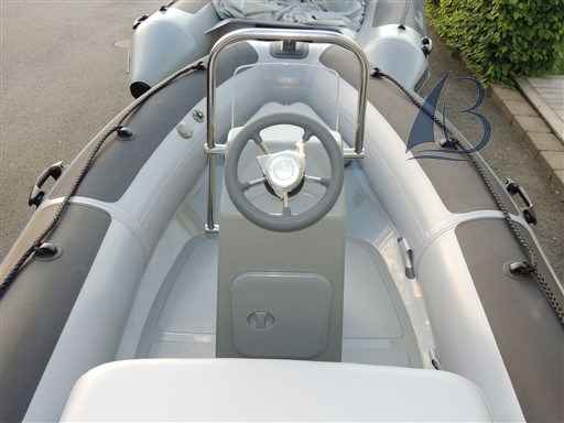 Motorboot Adventure Boats Adventure Vesta 380