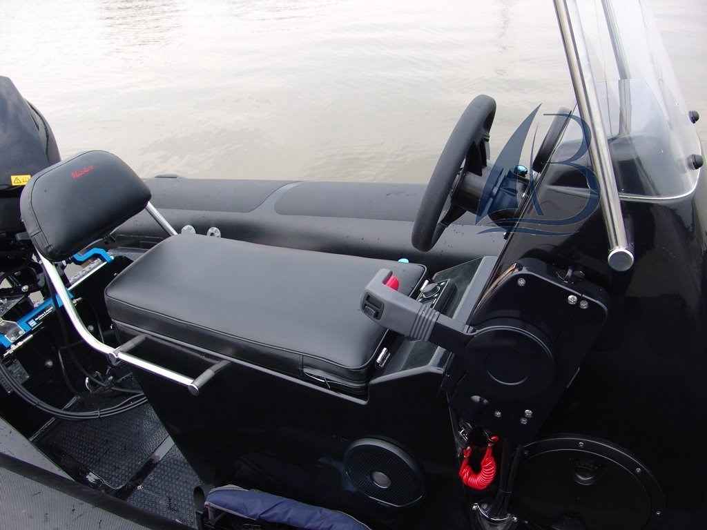 Motorboot Adventure Boats Adventure Vesta 380