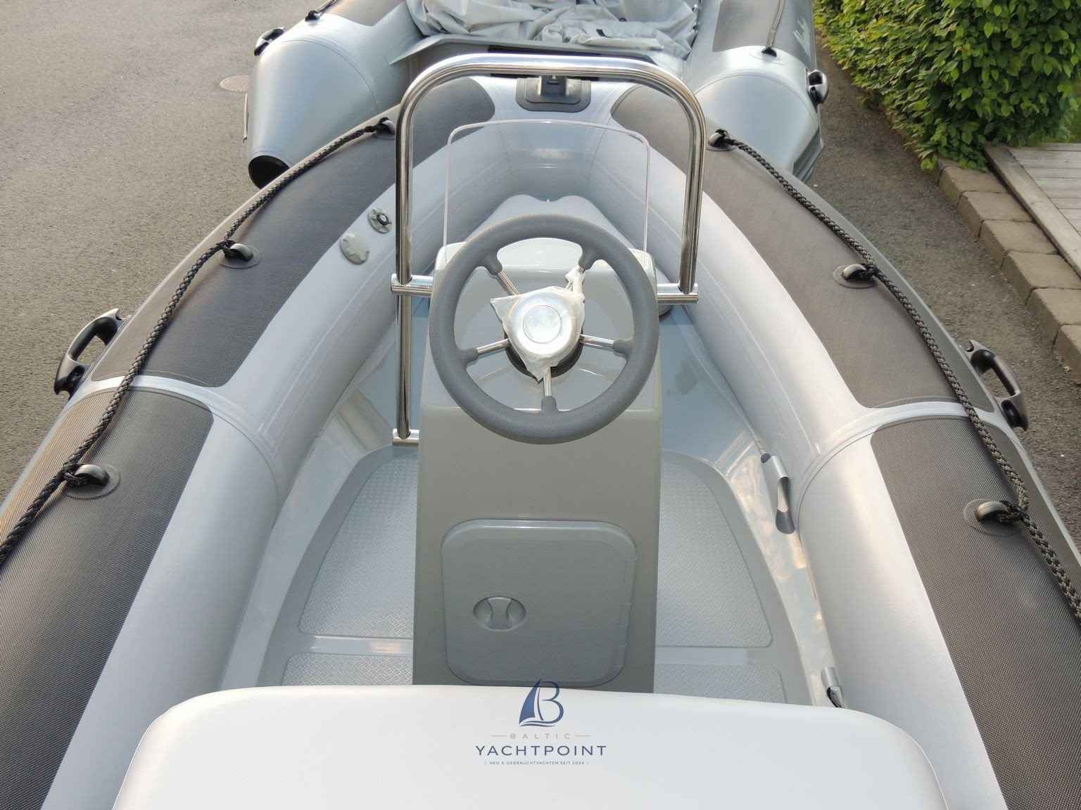 Motorboot Adventure Boats Adventure Vesta 380