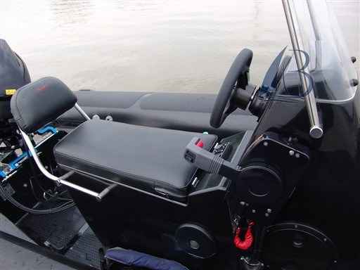 Motorboot Adventure Boats Adventure Vesta 380
