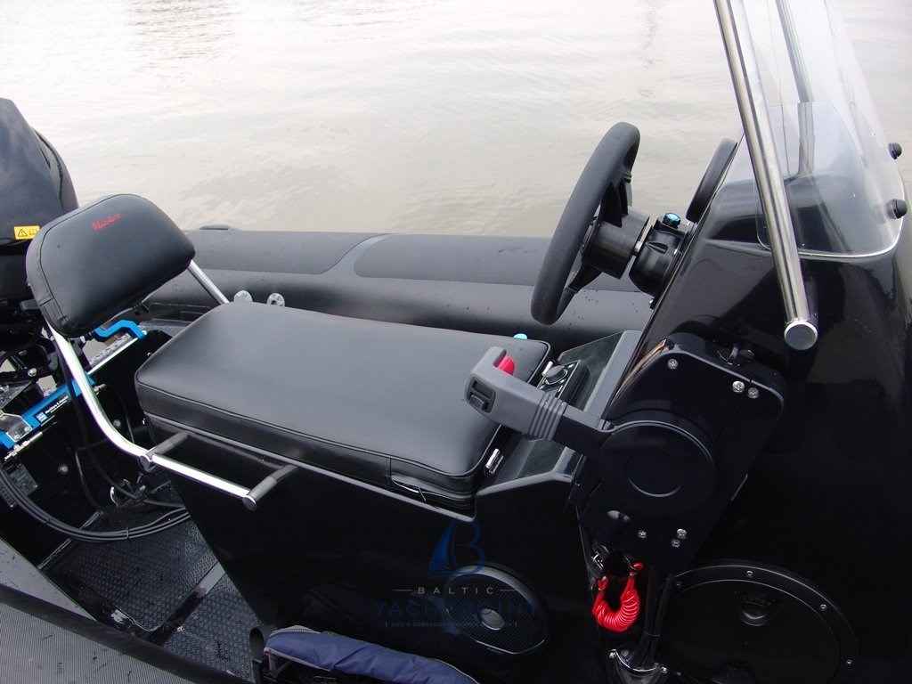 Motorboot Adventure Boats Adventure Vesta 380