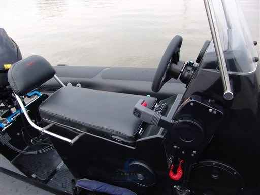 Motorboot Adventure Boats Adventure Vesta 380