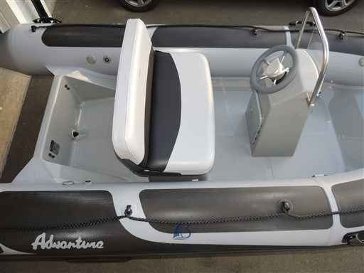 Motorboot Adventure Boats Adventure Vesta 380