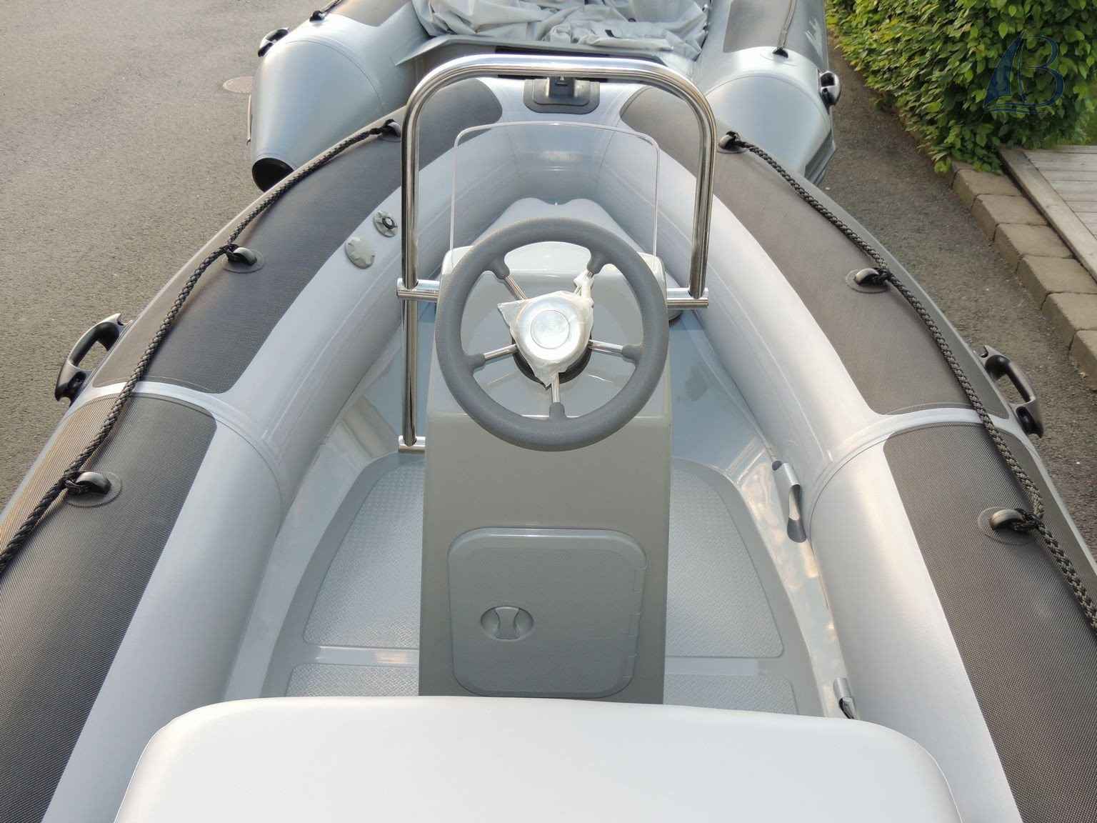 Motorboot Adventure Boats Adventure Vesta 380