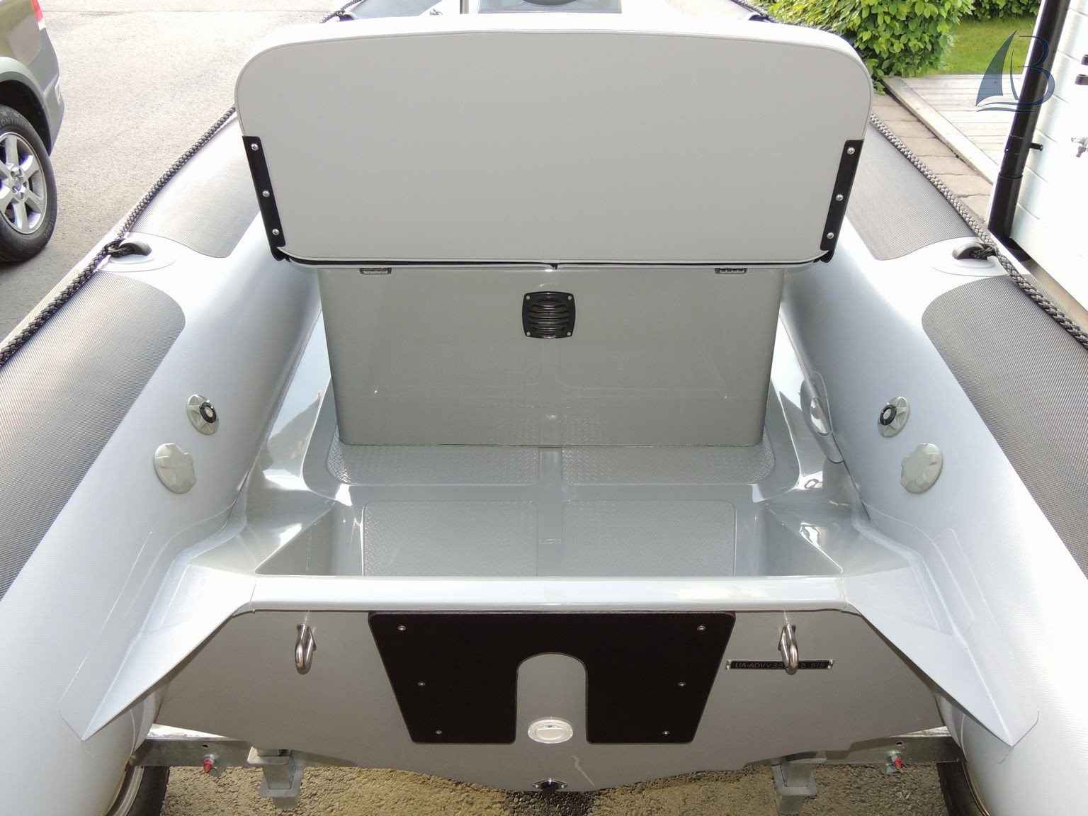 Motorboot Adventure Boats Adventure Vesta 380