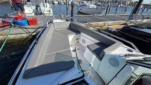 Motorboot Axopar 24 T-top