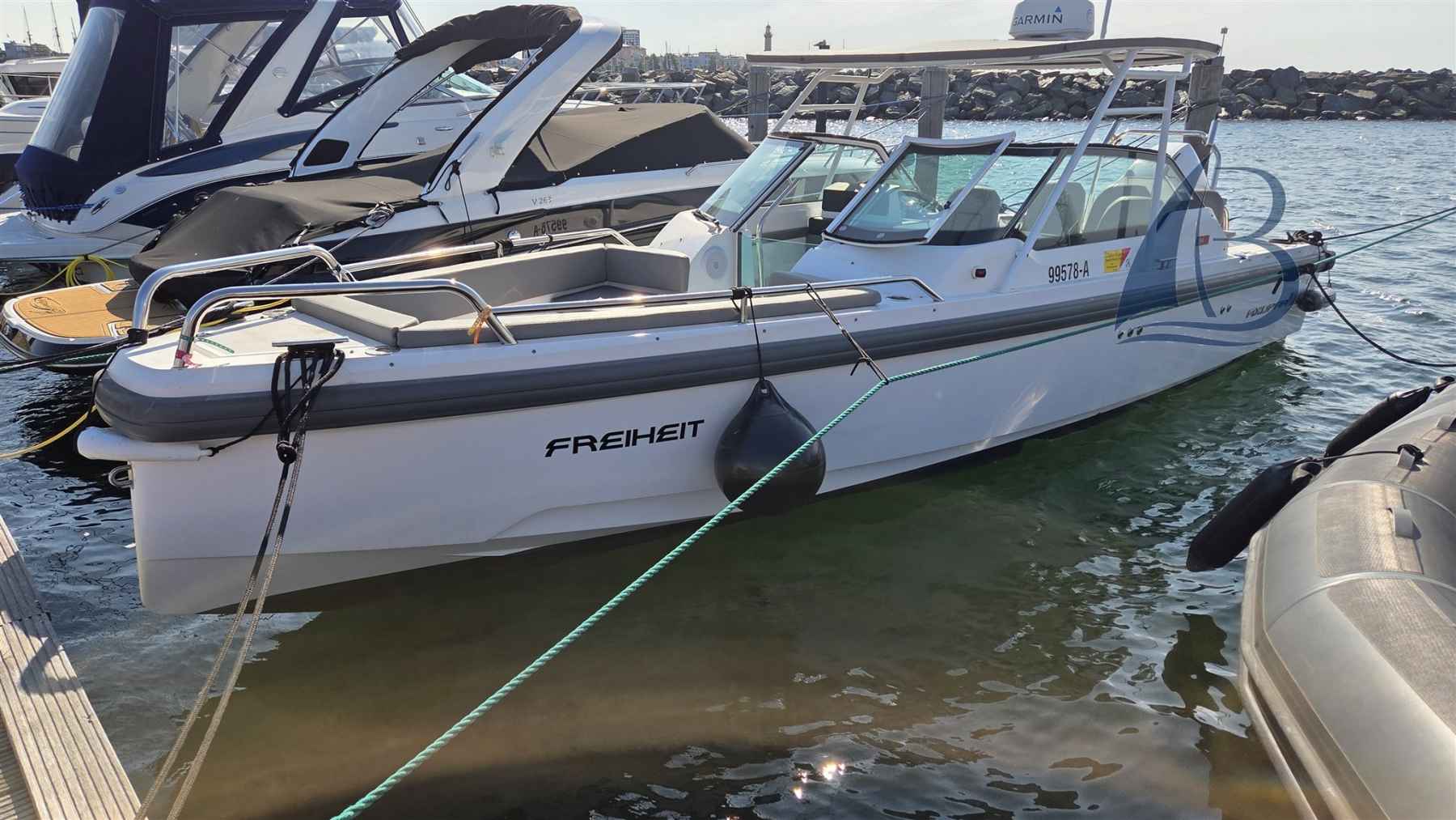 Motorboot Axopar 24 T-top