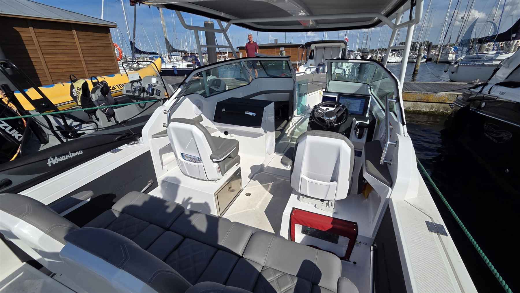 Motorboot Axopar 24 T-top