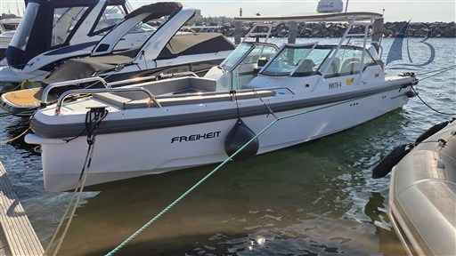 Motorboot Axopar 24 T-top