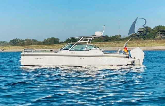 Motorboot Axopar 24 T-top