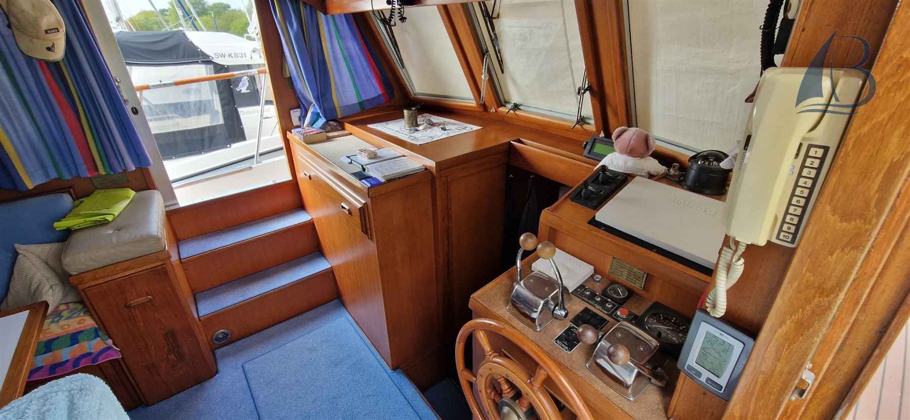 Motorboot Phuket Trawler 35