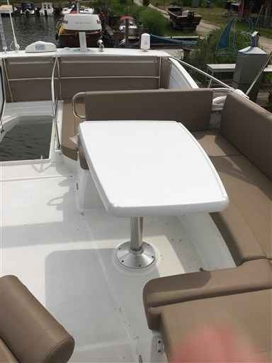Motorboot Jeanneau Velasco 43f