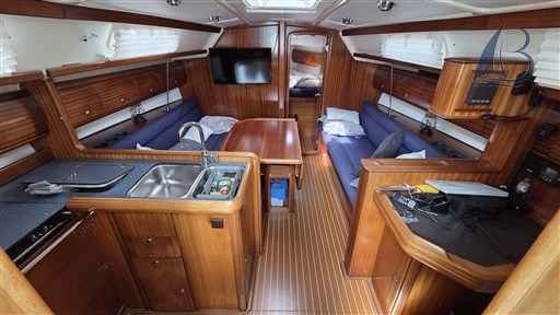 Motorboot Bavaria 36-2