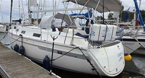 Motorboot Bavaria Cruiser 32 Short Keel