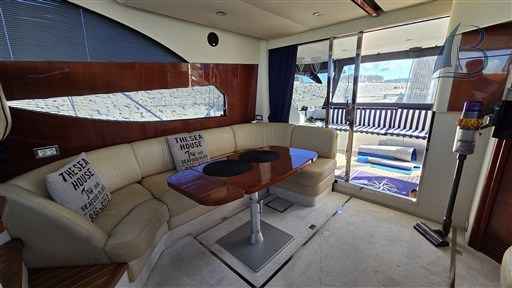 Motorboot Fairline Phantom 46