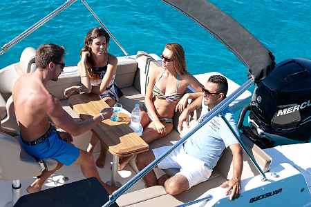 Motorboot Quicksilver Activ 755 Sundeck