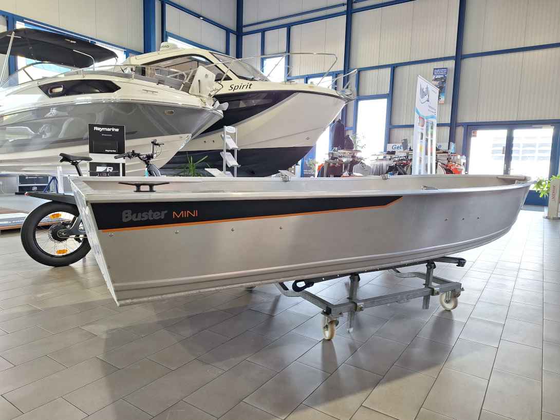 Motorboot Buster Mini