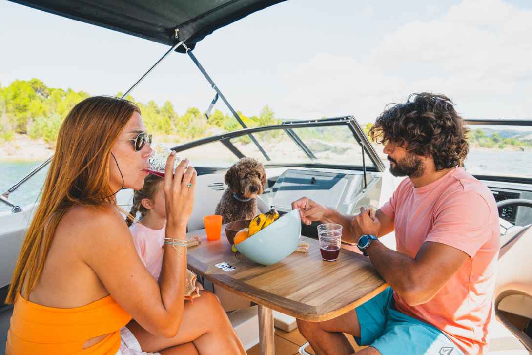 Motorboot Bayliner V20i