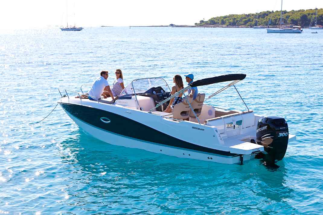 Motorboot Bayliner Ciera 8