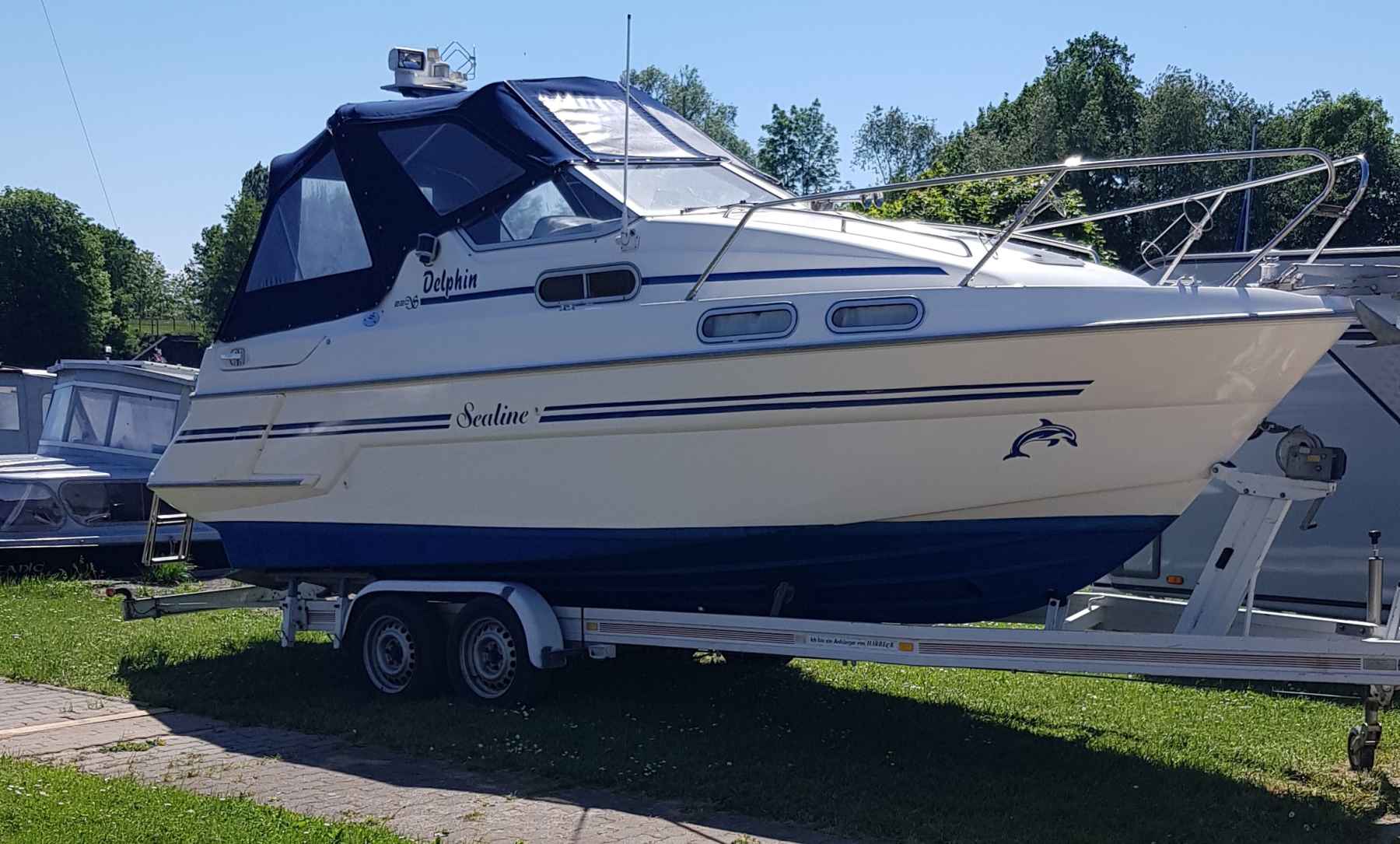 Motorboot Sealine 220 Family