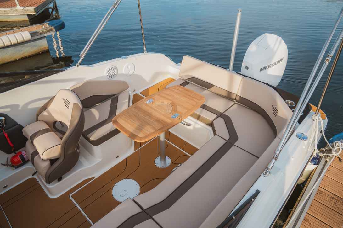 Motorboot Bayliner C21 Cuddy