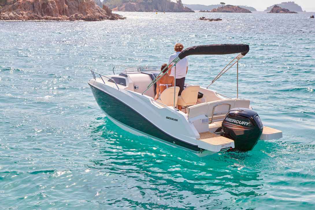 Motorboot Quicksilver Activ 555 Cabin