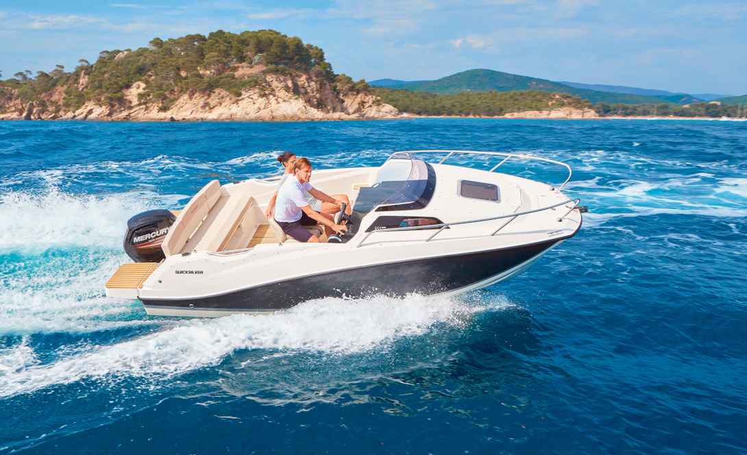 Motorboot Quicksilver Activ 555 Cabin