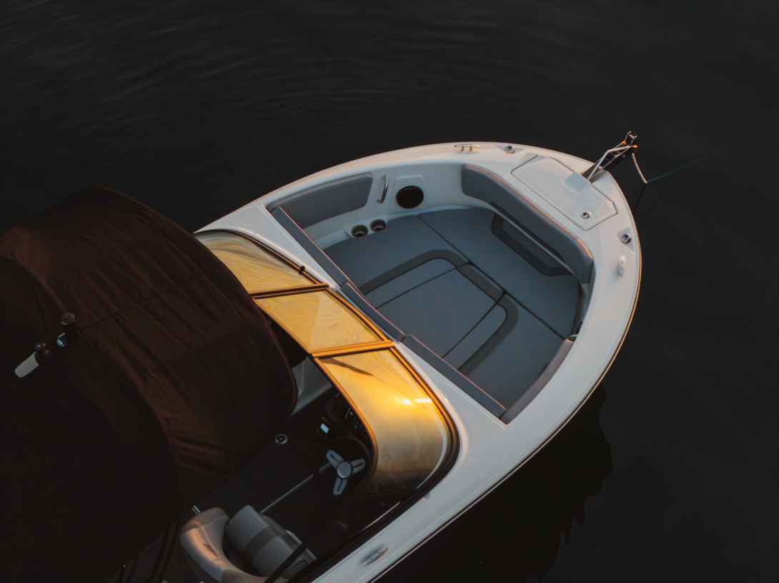 Motorboot Bayliner V22i