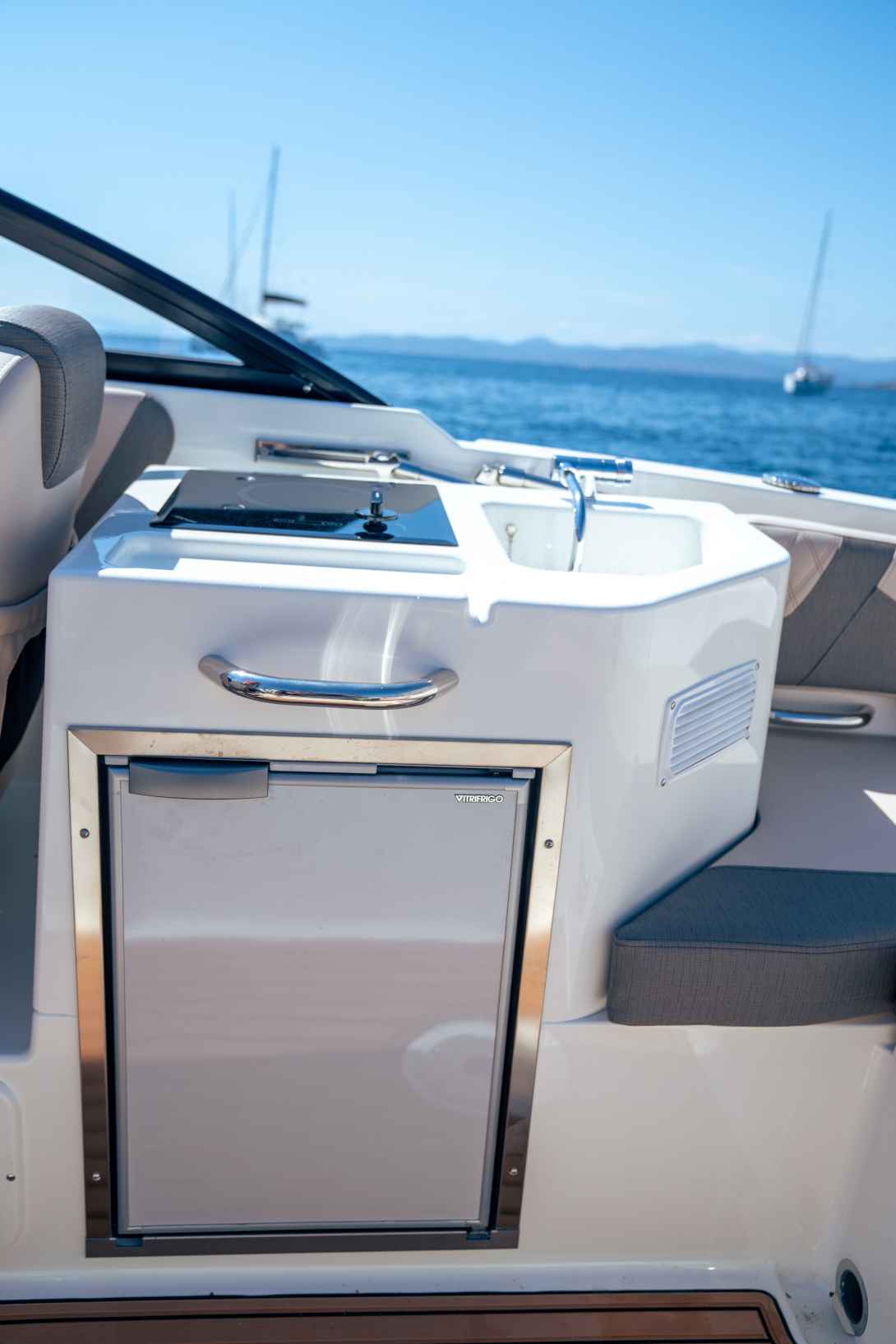 Motorboot Bayliner VR6 Cuddy IB