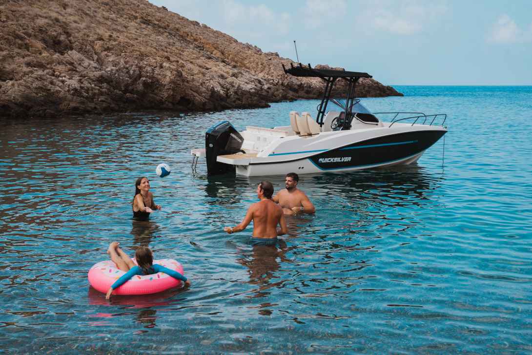 Motorboot Quicksilver Activ 705 Open