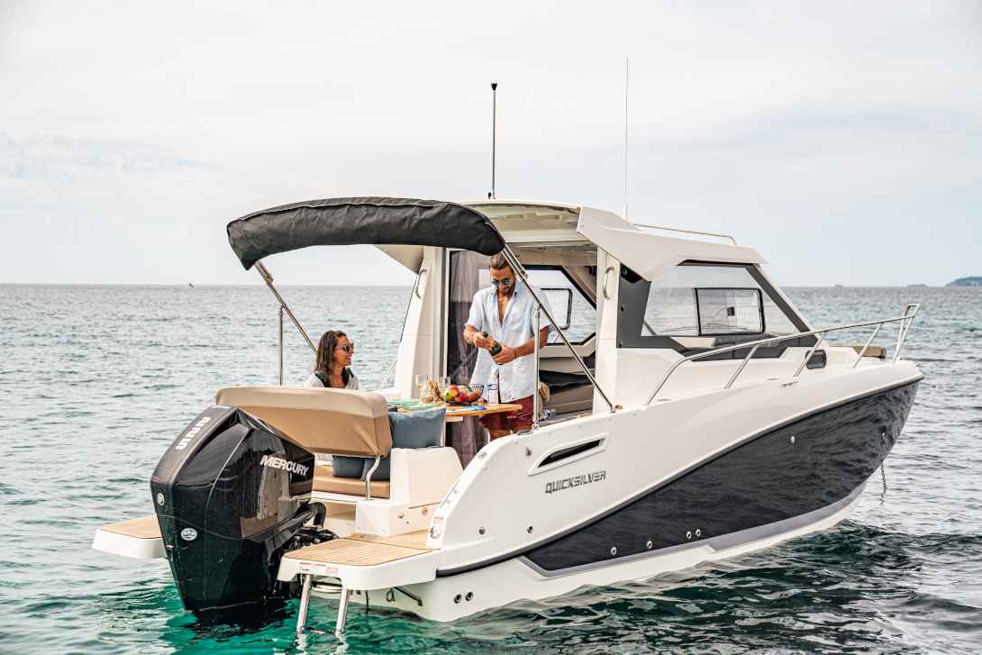 Motorboot Quicksilver Activ 705 Weekend