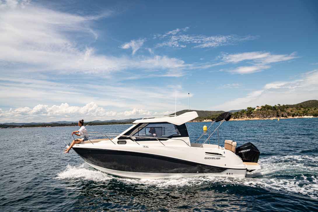 Motorboot Quicksilver Activ 705 Weekend