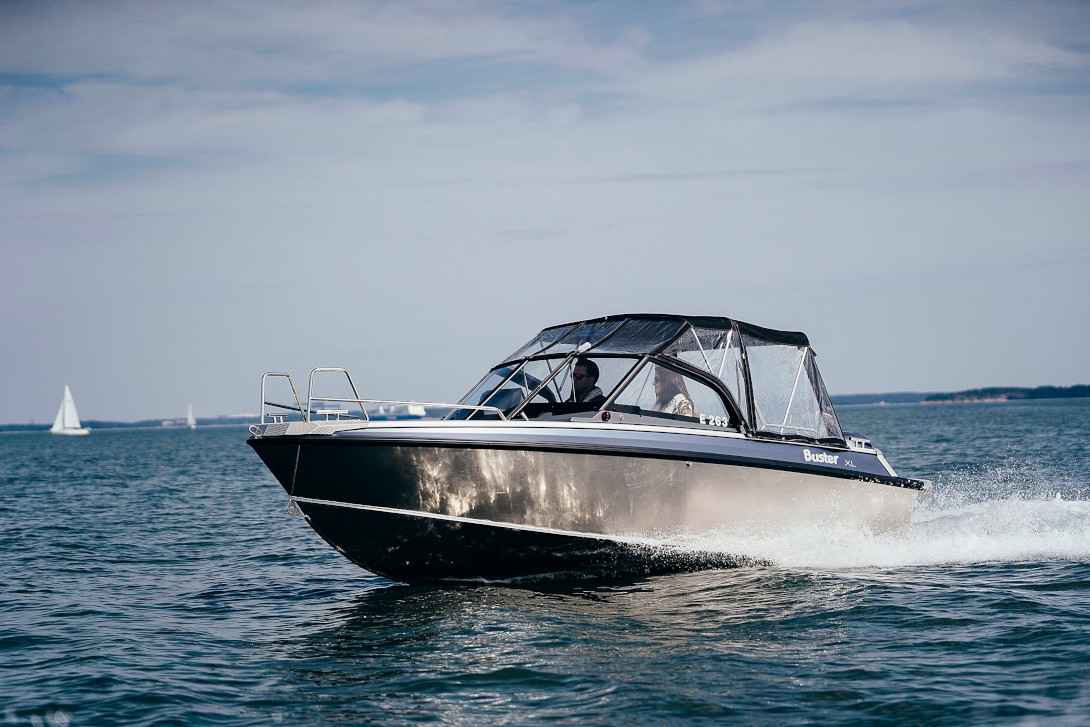 Motorboot Buster Buster XL