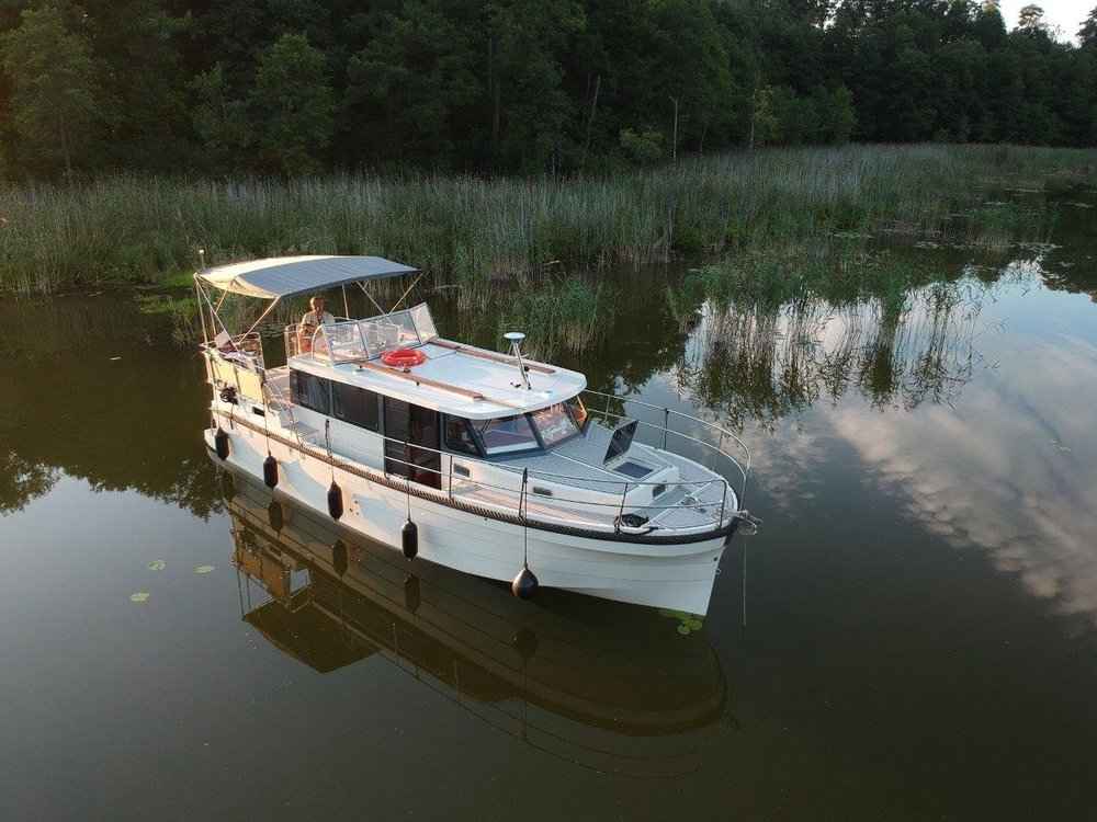 Motorboot IMPOL Yacht & Bootshandel Marim 33
