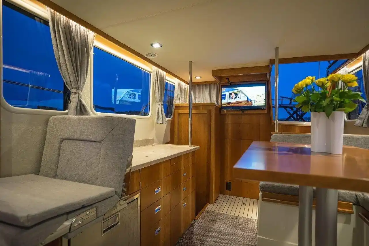 Motorboot IMPOL Yacht & Bootshandel Marim 33