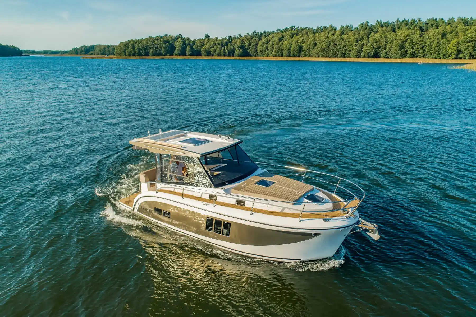Motorboot Stillo 31
