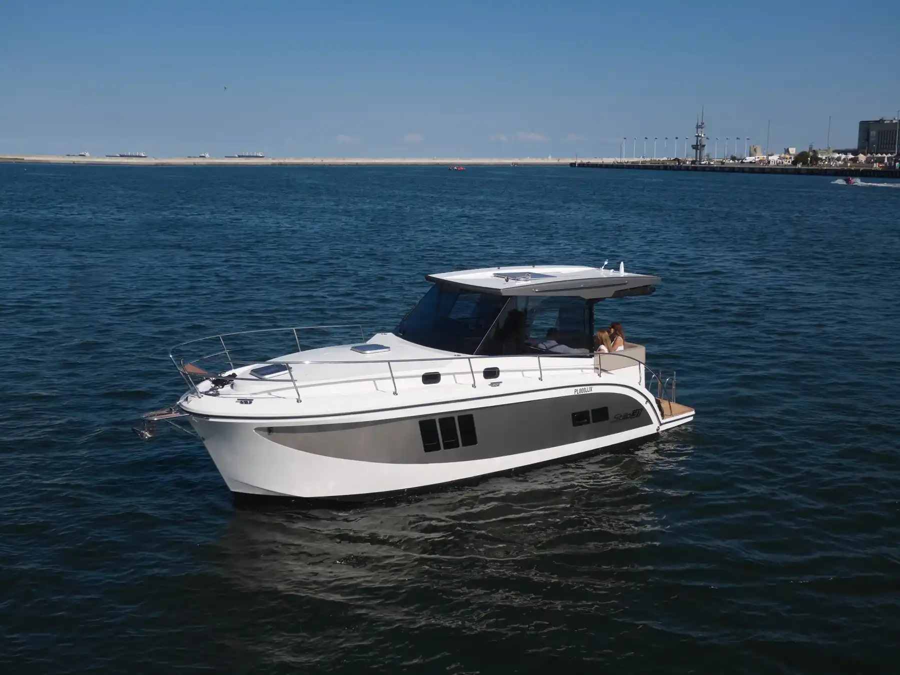 Motorboot Stillo 31