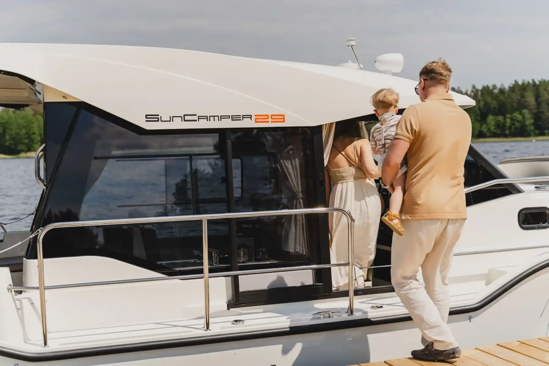 Motorboot IMPOL Yacht & Bootshandel SunCamper 31