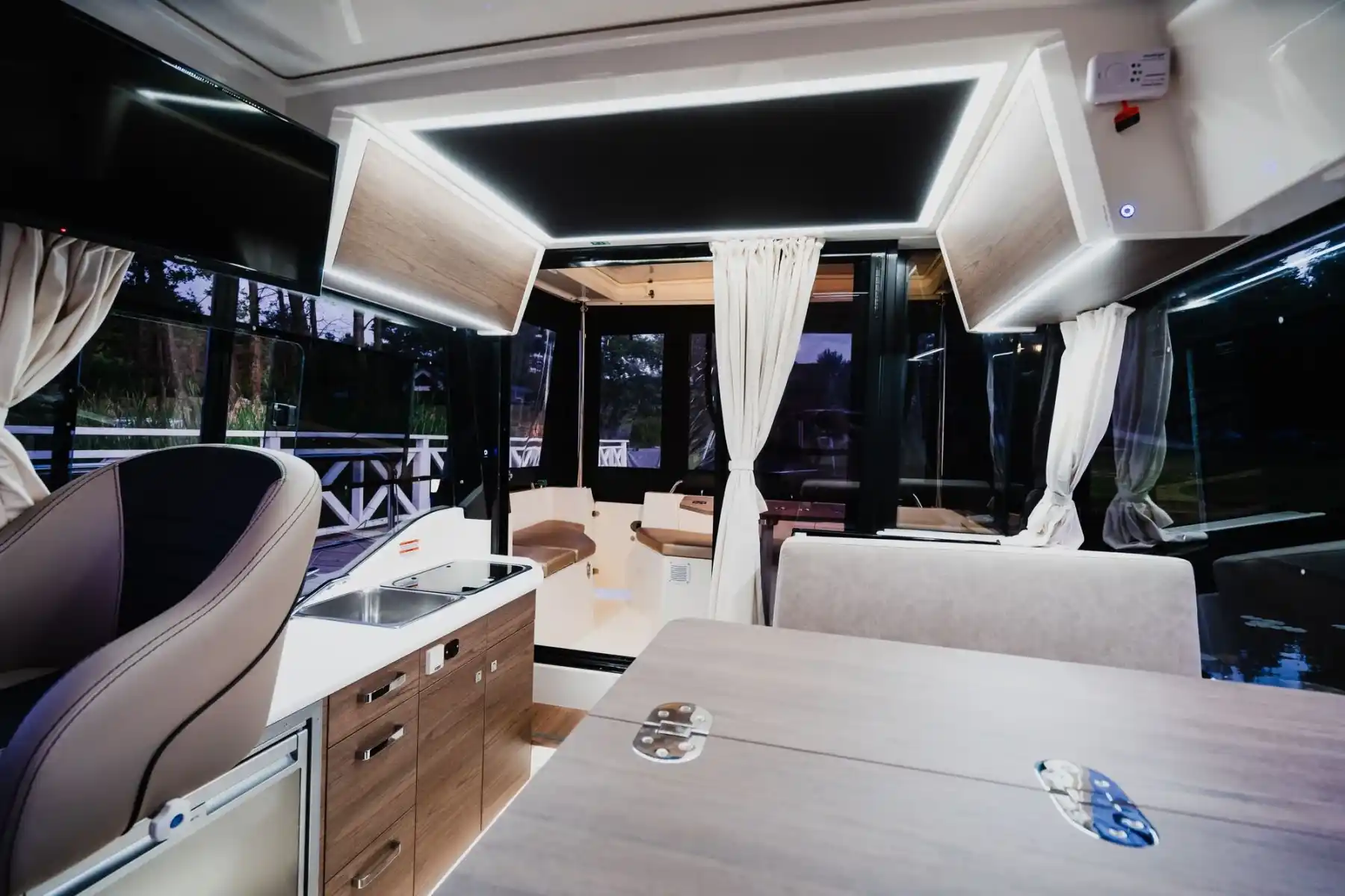 Motorboot IMPOL Yacht & Bootshandel SunCamper 31
