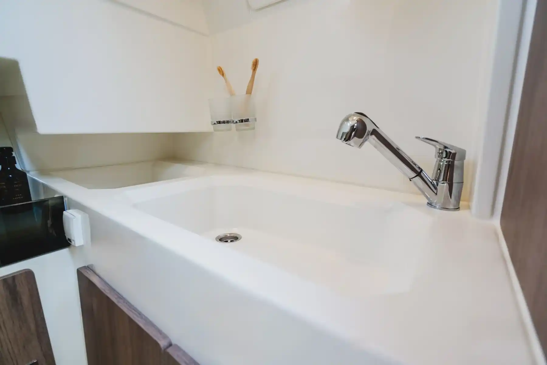 Motorboot IMPOL Yacht & Bootshandel SunCamper 31