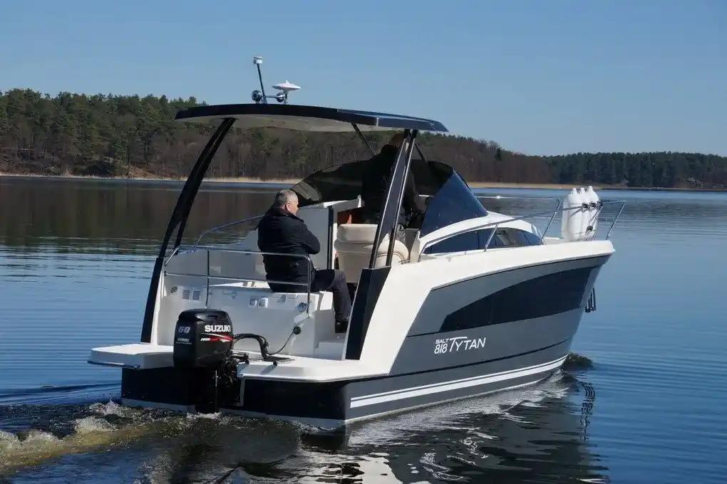 Motorboot Balt 818 Titanium